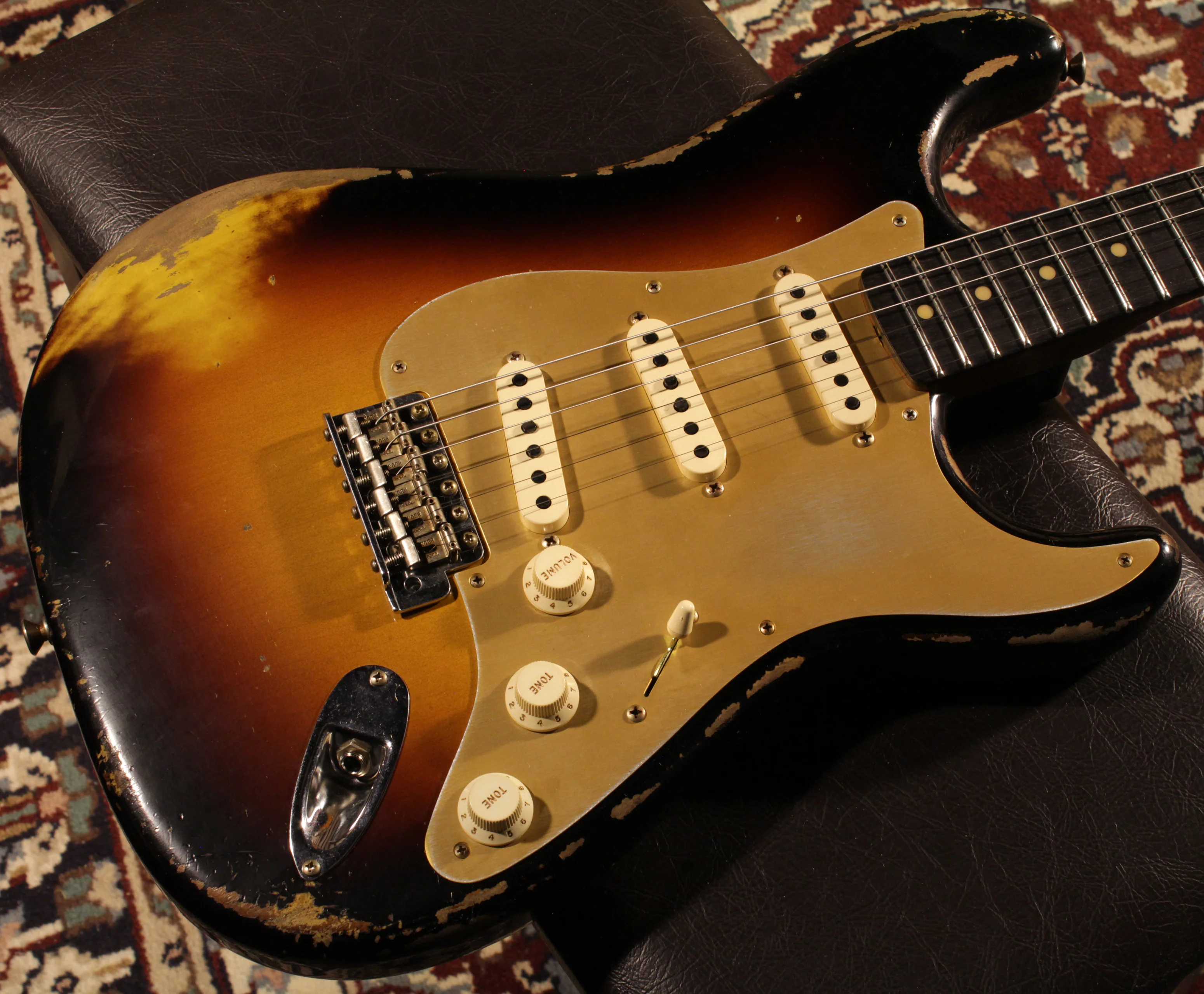Fender Custom Shop 1959 Roasted Stratocaster, Heavy Relic, 3-Tone Sunburst - Image 13