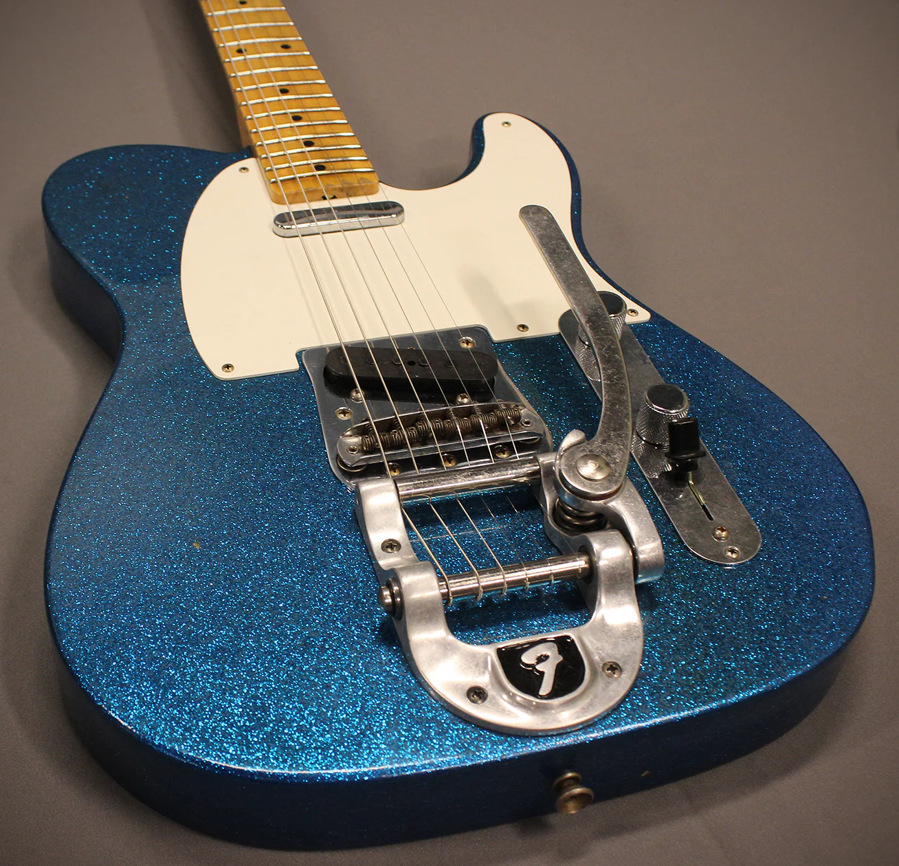 Fender Custom Shop LTD Twisted Tele Journeyman Relic, Aged Blue Sparkle - Image 12