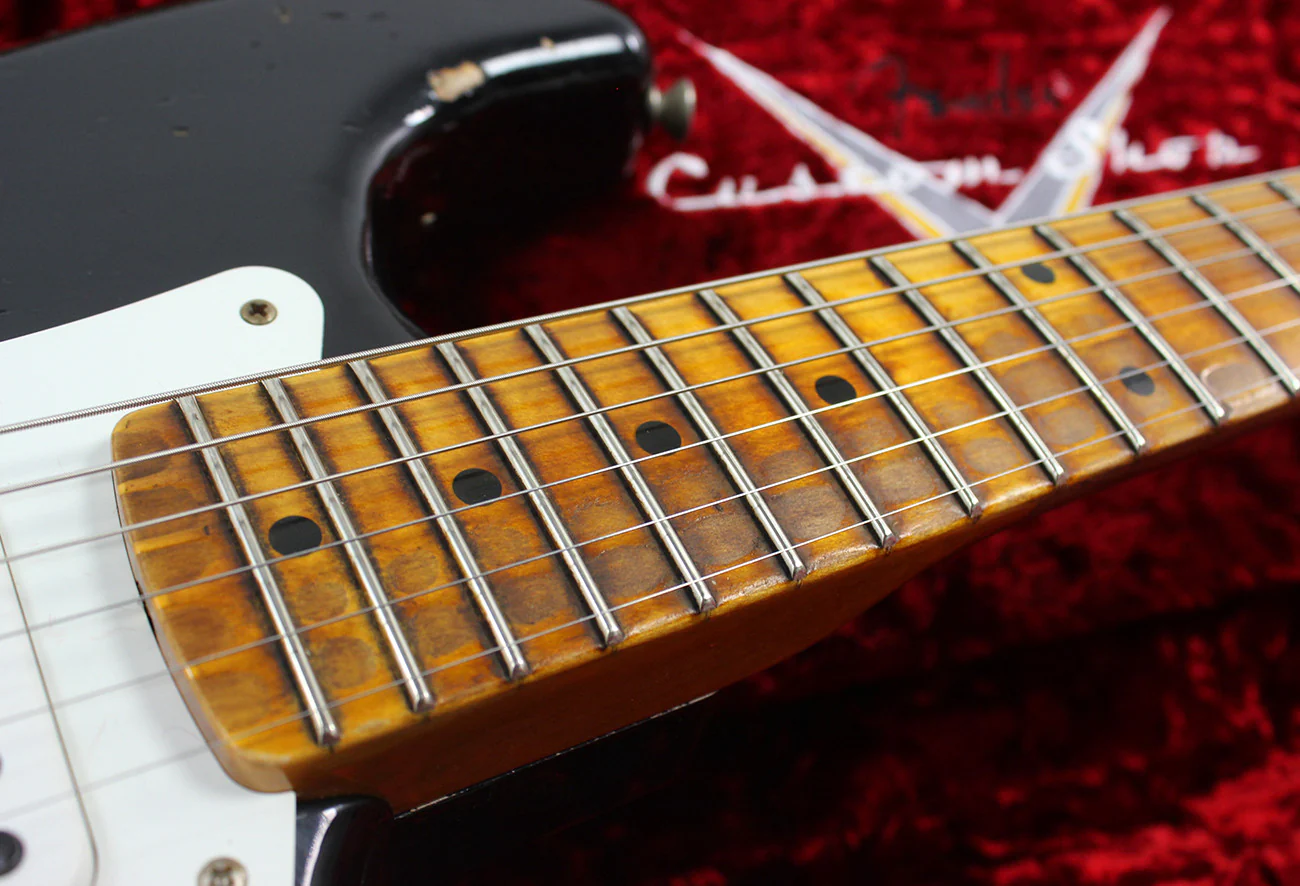 Fender Custom Shop 1955 Heavy Relic Stratocaster - Aged Black over 2-Tone - Image 11