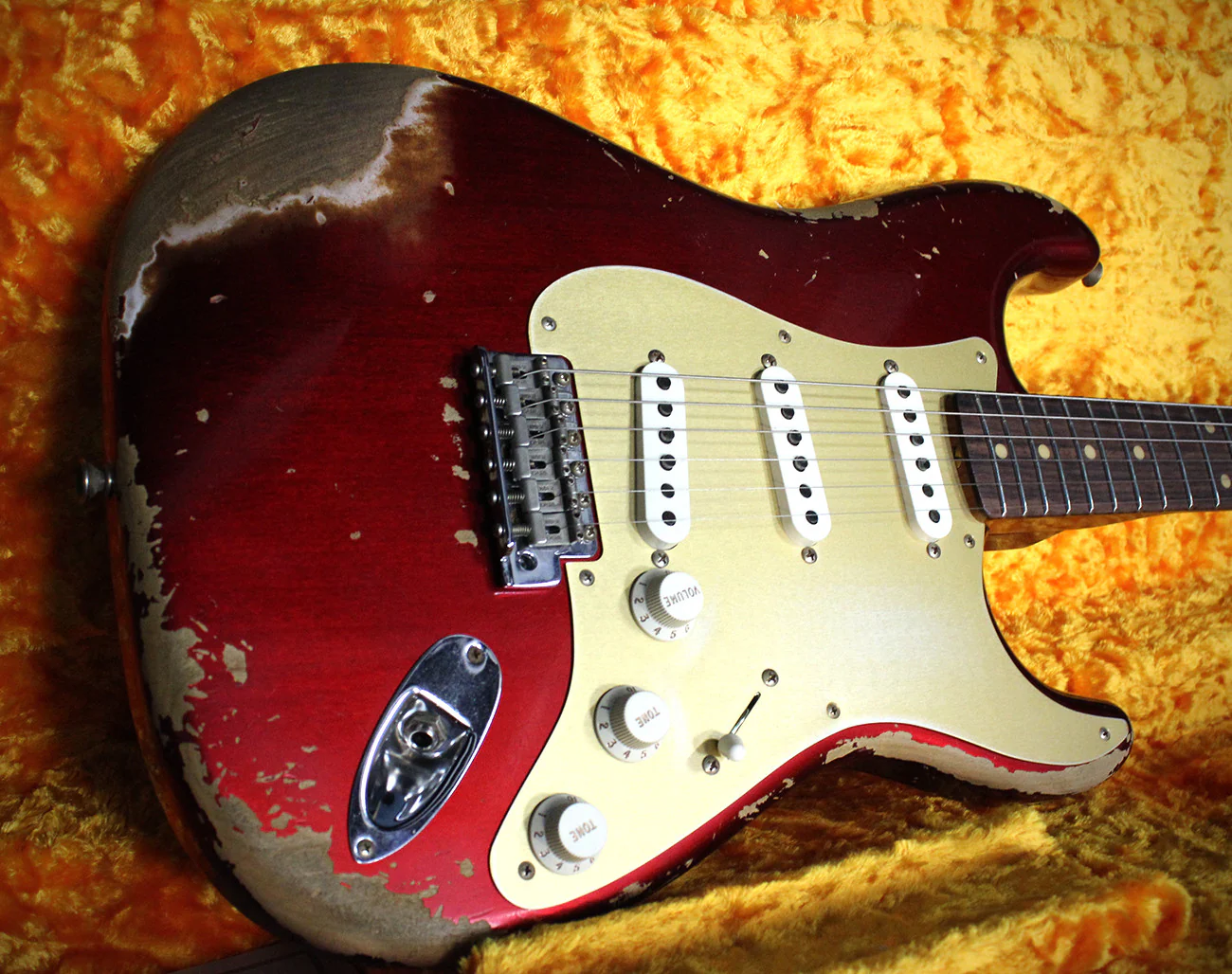 Fender Custom Shop 1959 Heavy Relic Stratocaster - Aged Candy Apple Red - NAMM - Image 11