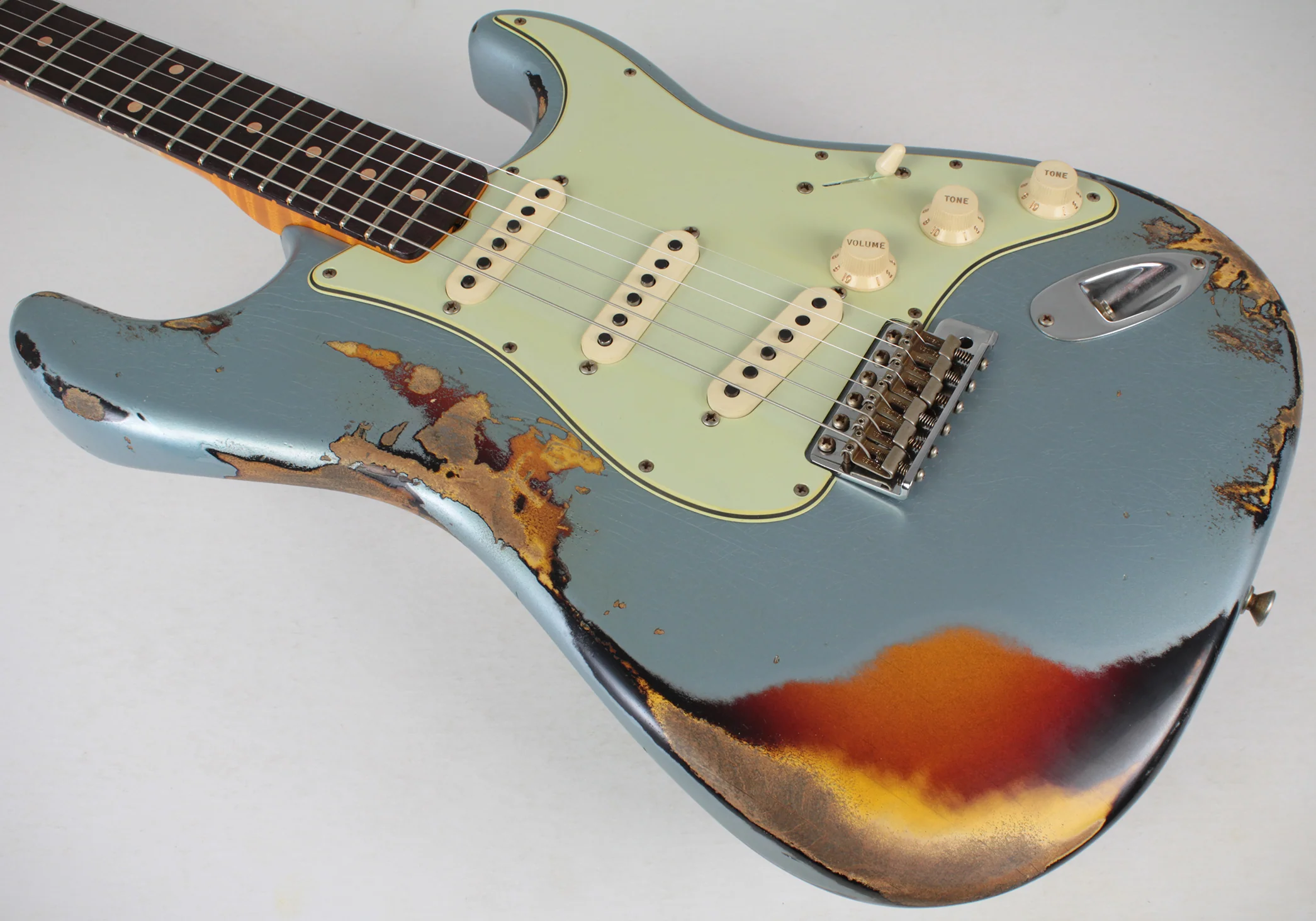 Fender Custom Shop 1961 Stratocaster - Faded Ice Blue Metallic o/ 3TS - Special Run - Image 13