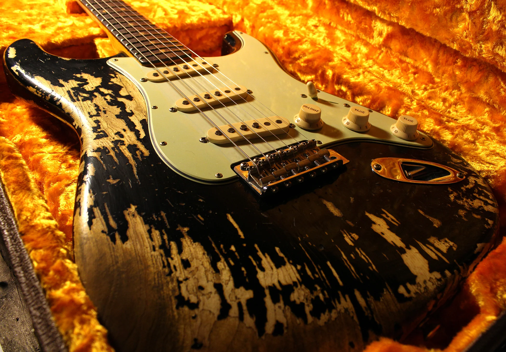 Fender Custom Shop 1963 Super Heavy Relic Stratocaster - Super Faded Aged Black - Image 15