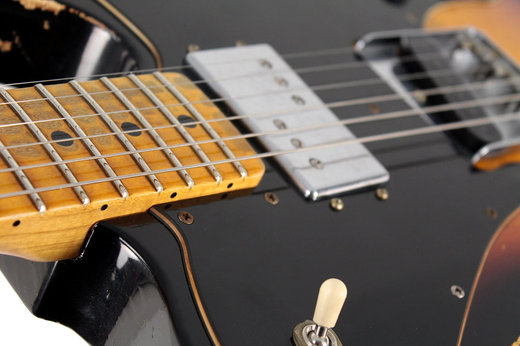 Fender Custom Shop Limited '70's HS Tele Custom, Heavy Relic, Aged, Faded 3 Tone Sunburst - Image 8
