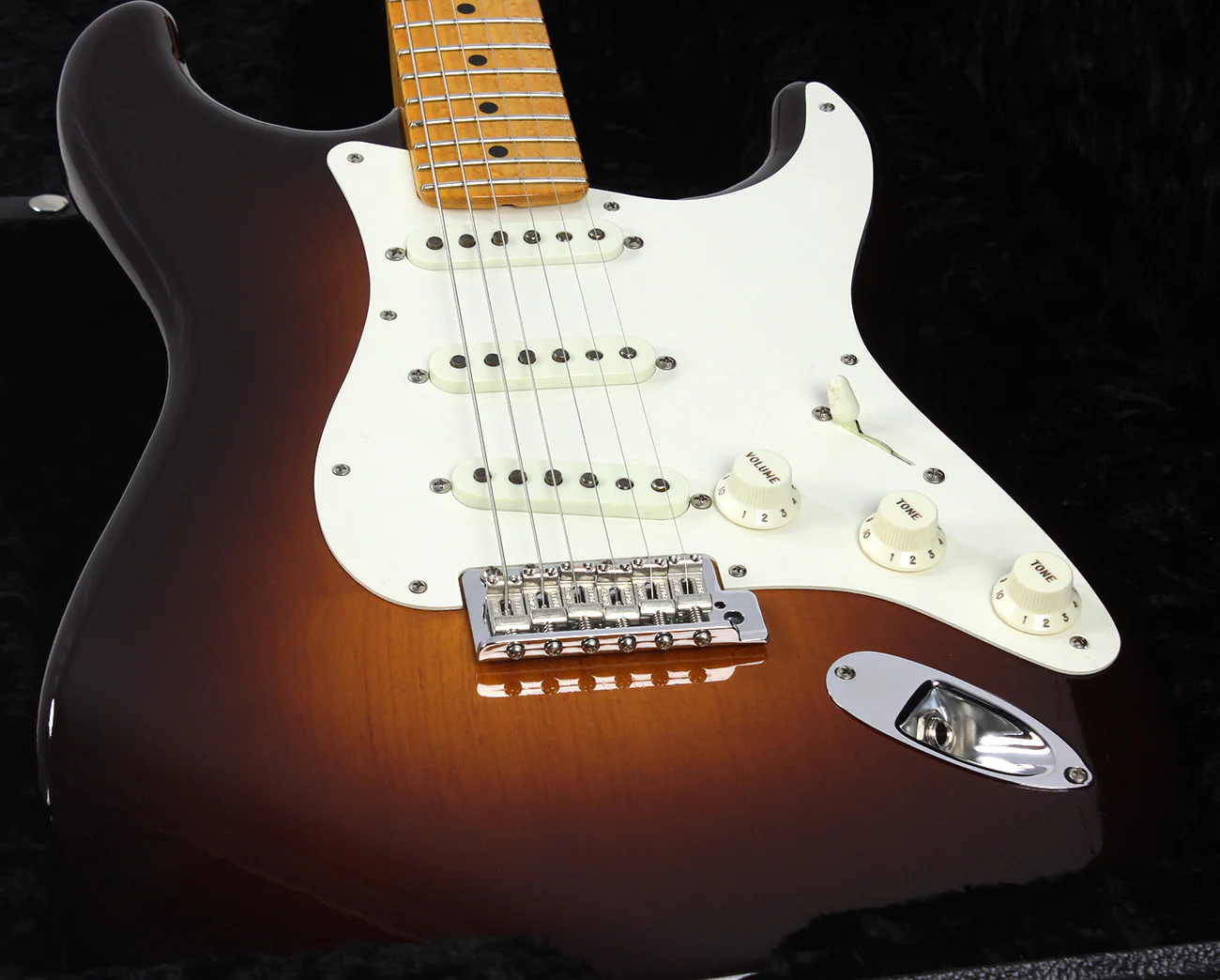 Fender Custom Shop Postmodern Lush Closet Classic Strat - 2 Tone Sunburst - Image 14