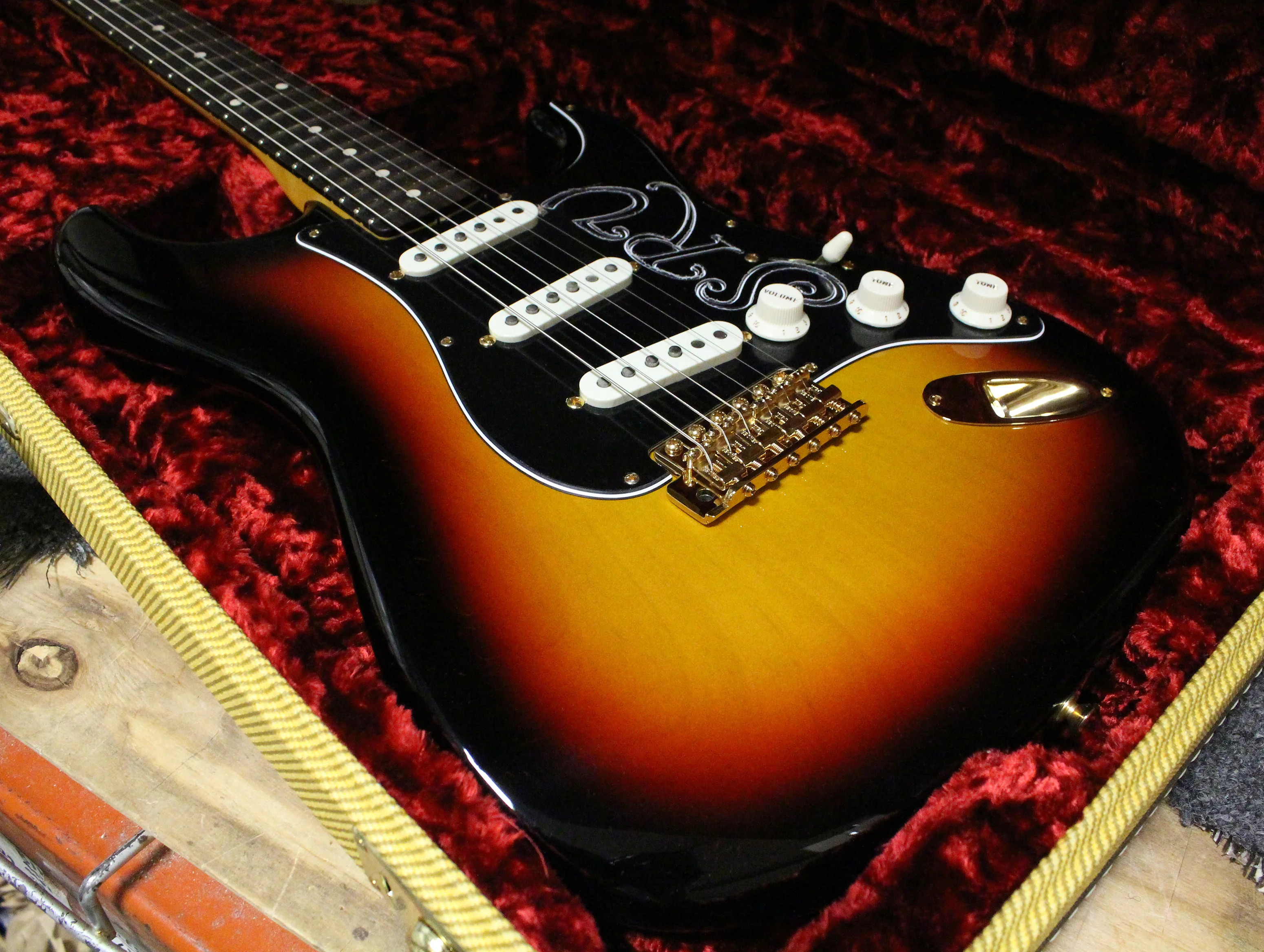 Fender Custom Shop Stevie Ray Vaughan Signature Stratocaster, NOS - Image 11