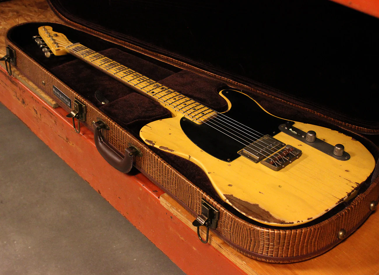 Nash E1HB Guitar, Butterscotch Blonde,  Dimarzio - Image 15