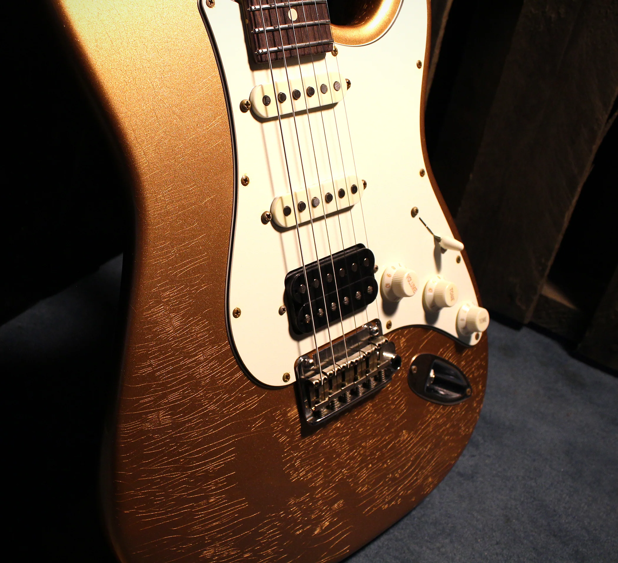 Suhr Classic Antique Pro Limited HSS Guitar - Firemist Gold Metallic - Image 12