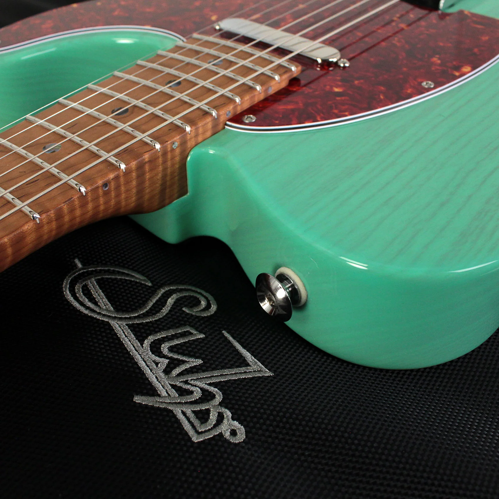 Suhr Select Classic T Roasted, Flamed, Swamp Ash, Trans Surf Green, Hardshell - Image 10