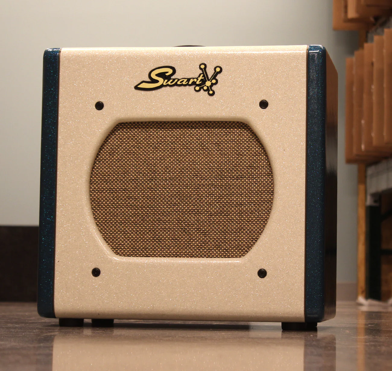 Swart STR-Tremolo 1x12 Combo Amp, White and Ocean Sparkle - Image 8