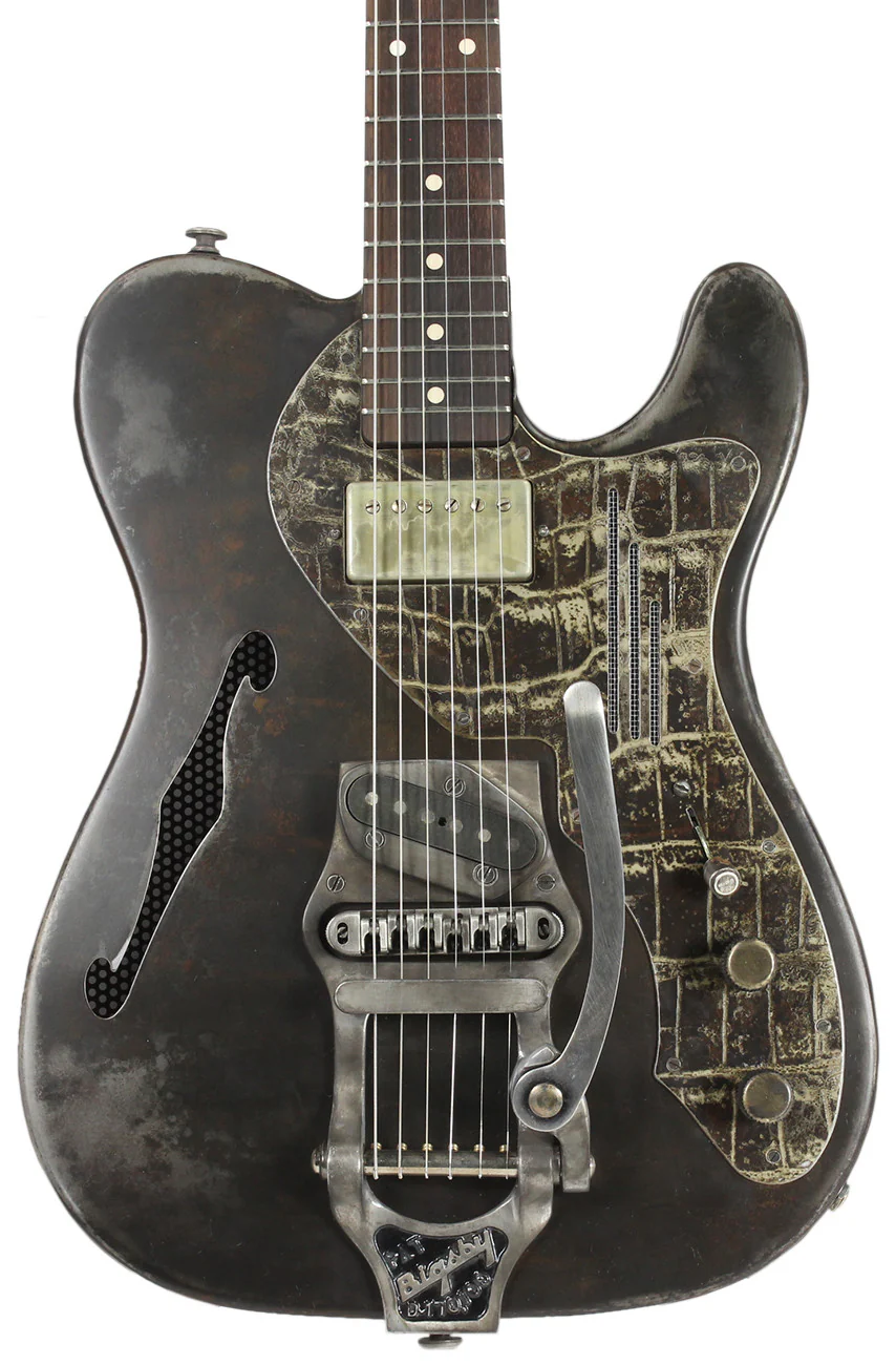 Trussart Deluxe Steelcaster Guitar - Rust On Cream Gator - Image 3