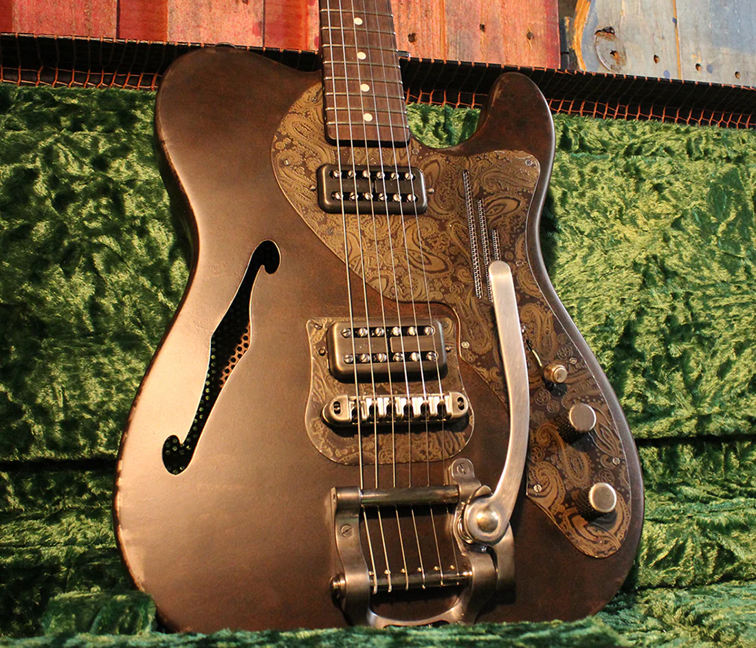 Trussart Deluxe Steelcaster Guitar - Rust-O-Cream Paisley - Image 11