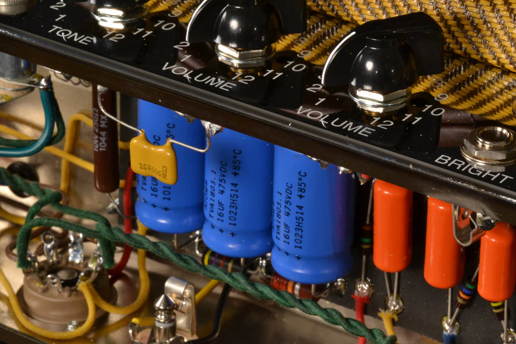 Victoria Amplifier 20112 1x12 Combo, Tweed, Half Power Switch - Image 5