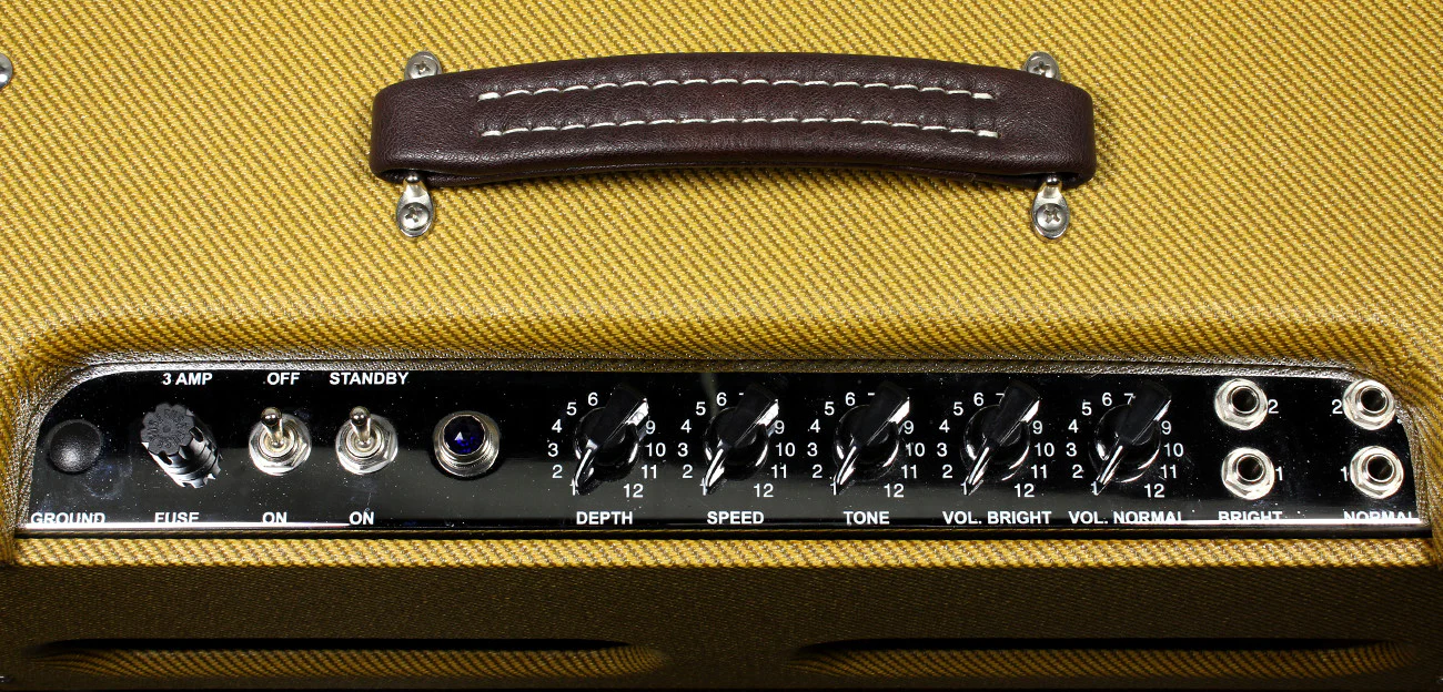 Victoria Amplifier Trem d'la Trem 1x12 Combo, Tweed - Image 3