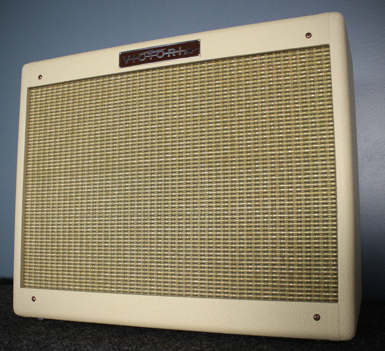 Victoria Amplifier 20112 1x12 Combo, Blonde, Half Power Switch - Image 6